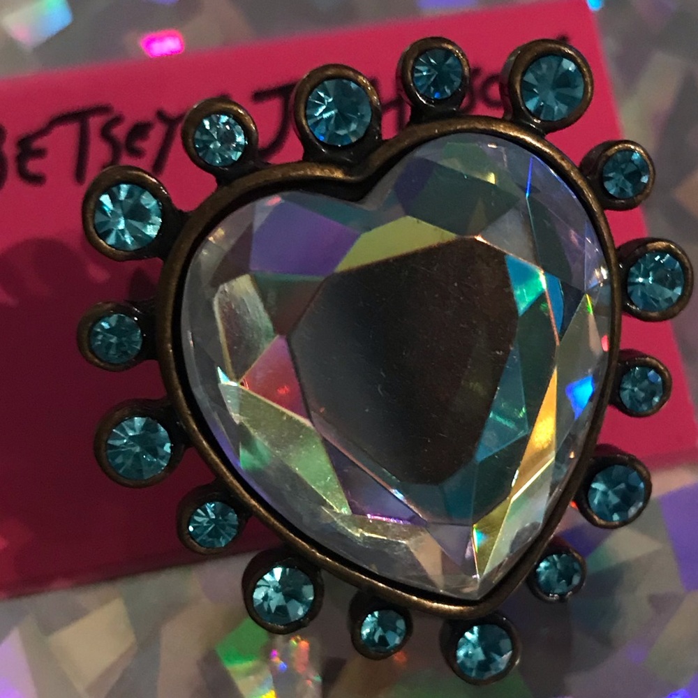 Iridescent holographic heart crystal shiny blue pink ring vintage Betsey Johnson